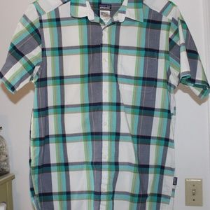 Patagonia plaid button shirt Mens size L